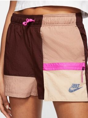 Nike Sportswear Icon Clash Shorts